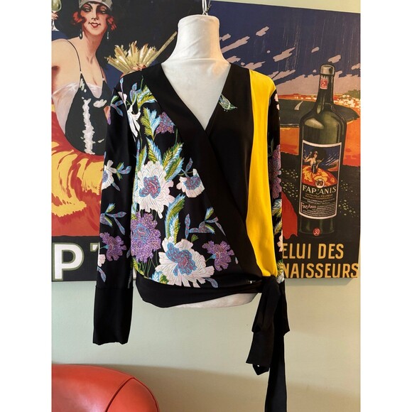 Diane Von Furstenberg blouse - Picture 1 of 10
